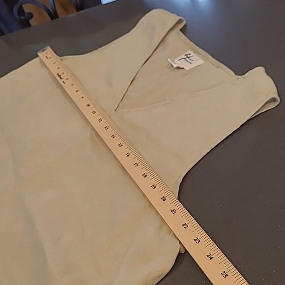 AJ Andrea Javine sz XL 100% linen tunic top, light moss green - Picture 7 of 9
